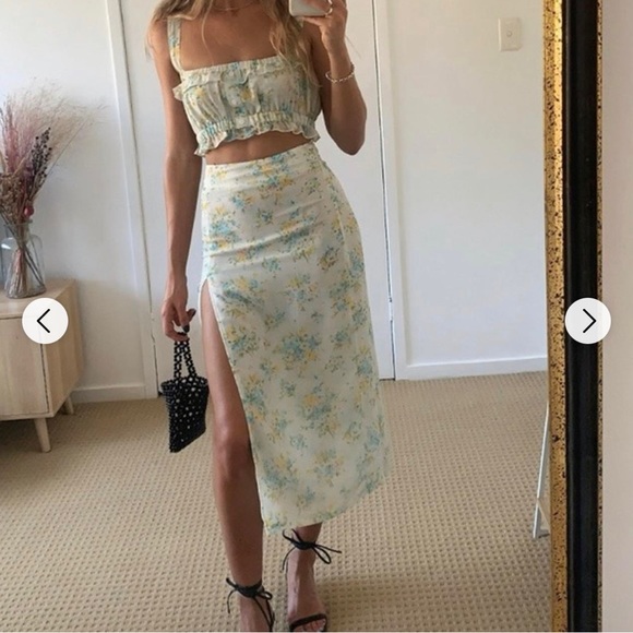 With Jean Avena Top and Leona Skirt Set - Picture 7 of 7